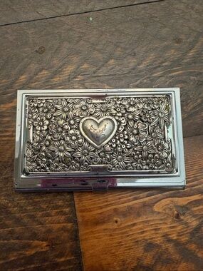 Vintage Brighton Business Card Holder Field of Hearts Flowers Floral Silver Tone